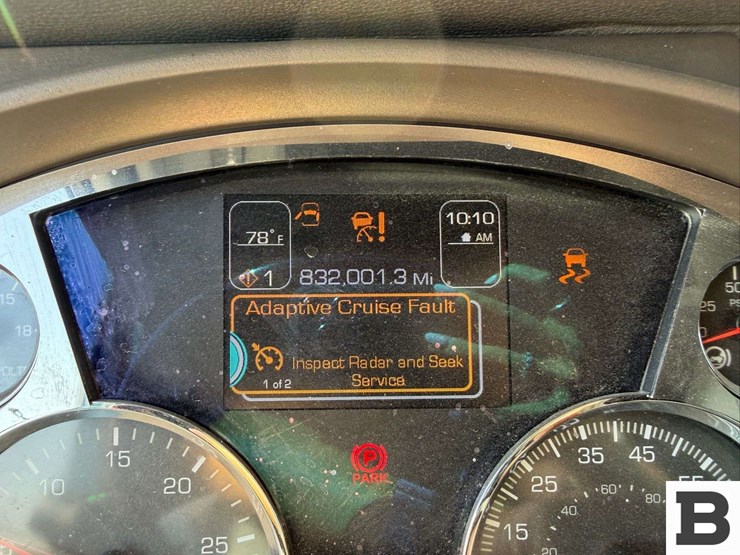 2016-kenworth-t680-image-35