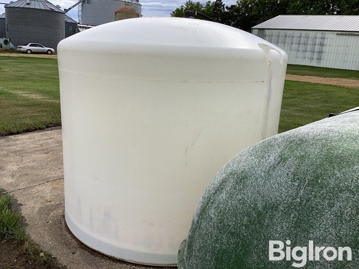 ace-roto-mold-2000-gal-water-tank-image-4
