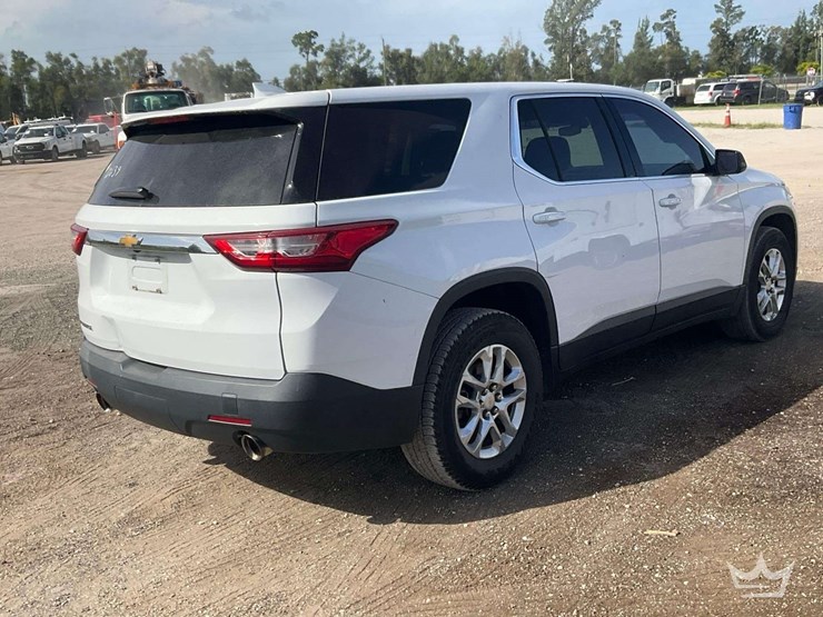 2018-chevrolet-traverse-image-3