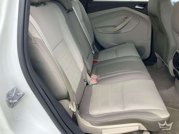 2016-ford-escape-image-26