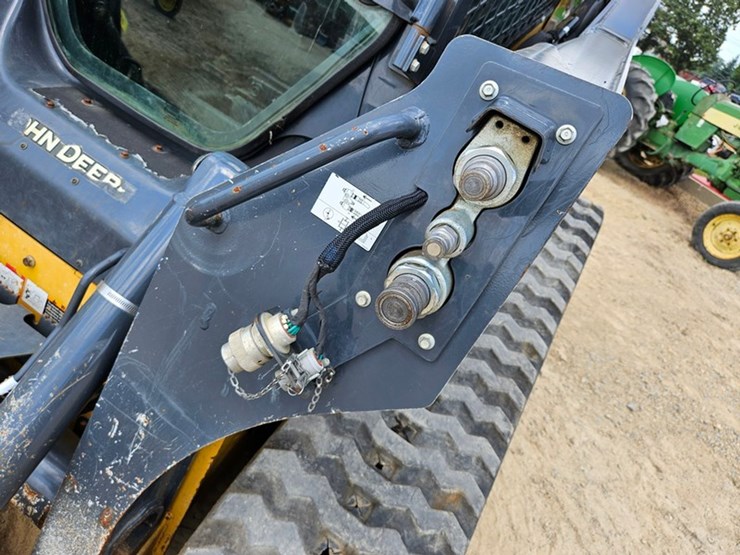 deere-325g-image-12