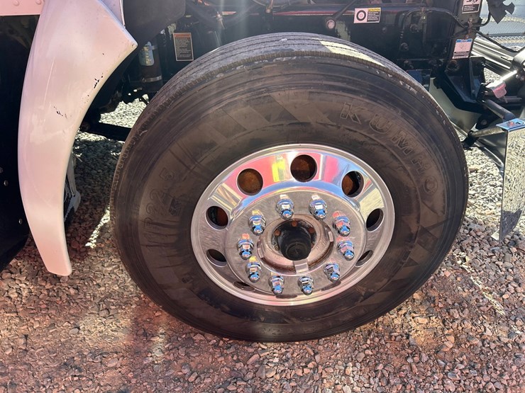 2018-kenworth-t270-image-108