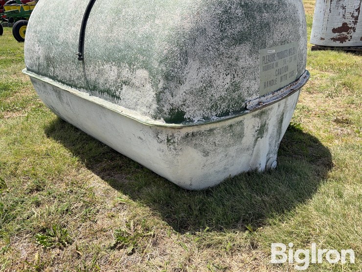 pleasure-products-1000-gal-fiberglass-water-tank-image-13