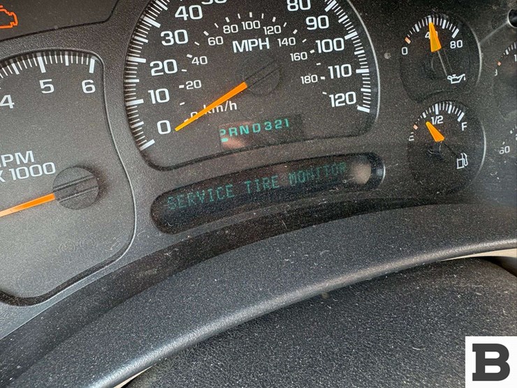 2005-gmc-yukon-xl-image-28