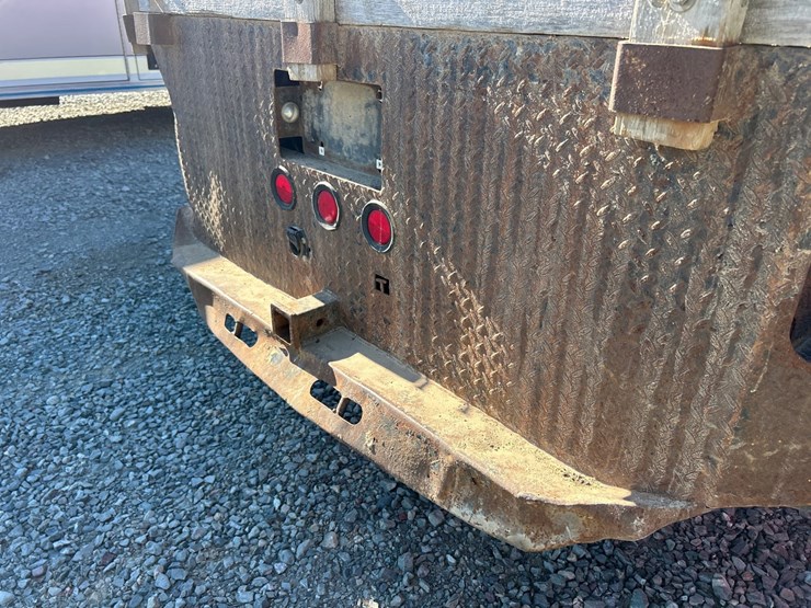 2017-dodge-3500-image-21