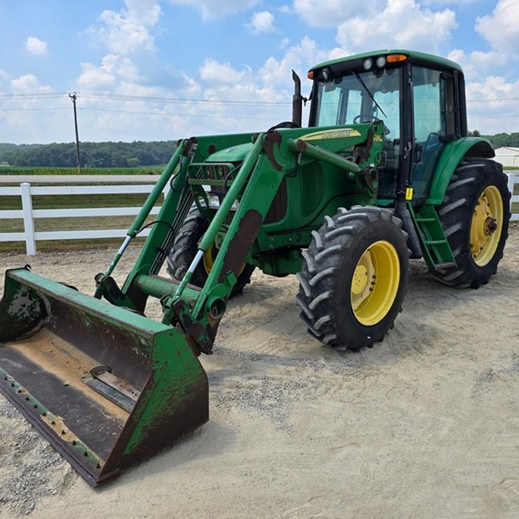JOHN DEERE 7320