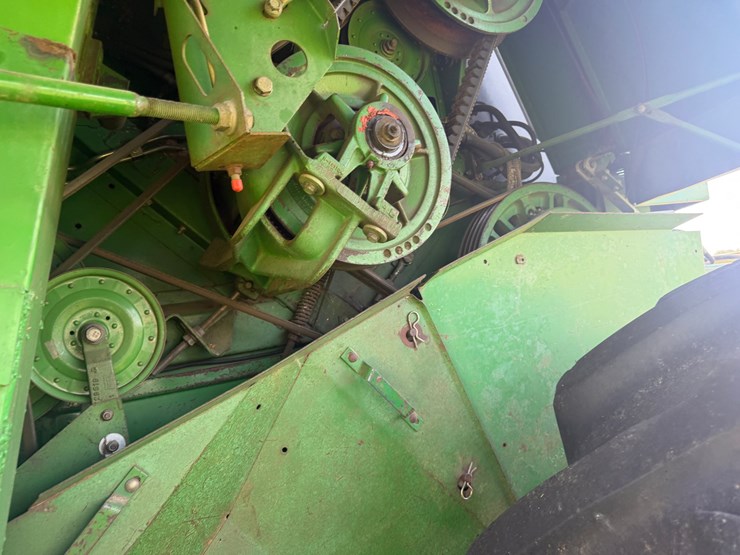 1990-john-deere-9600-image-82