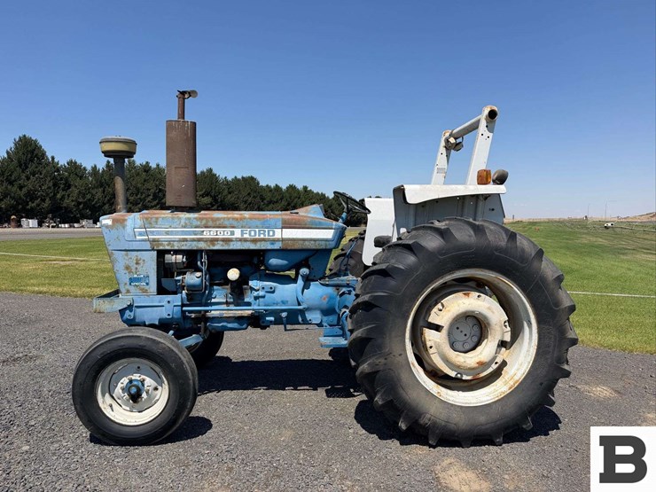 ford-tractor-image-2