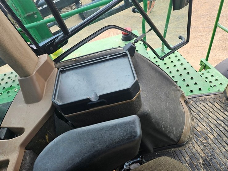 john-deere-4700-image-73