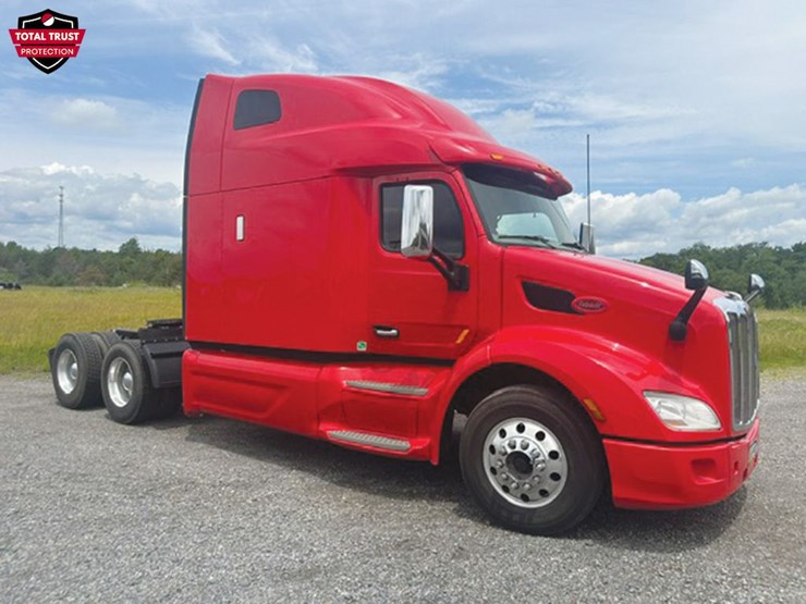 2021-peterbilt-579-image-1