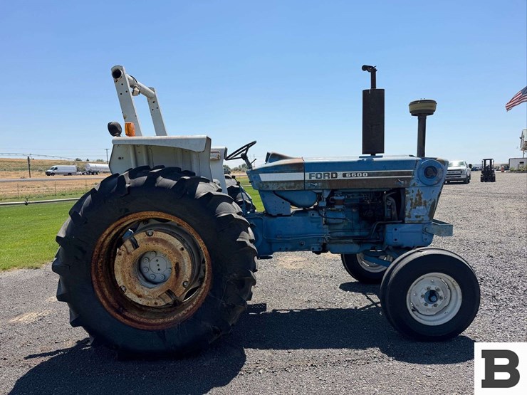 ford-tractor-image-6