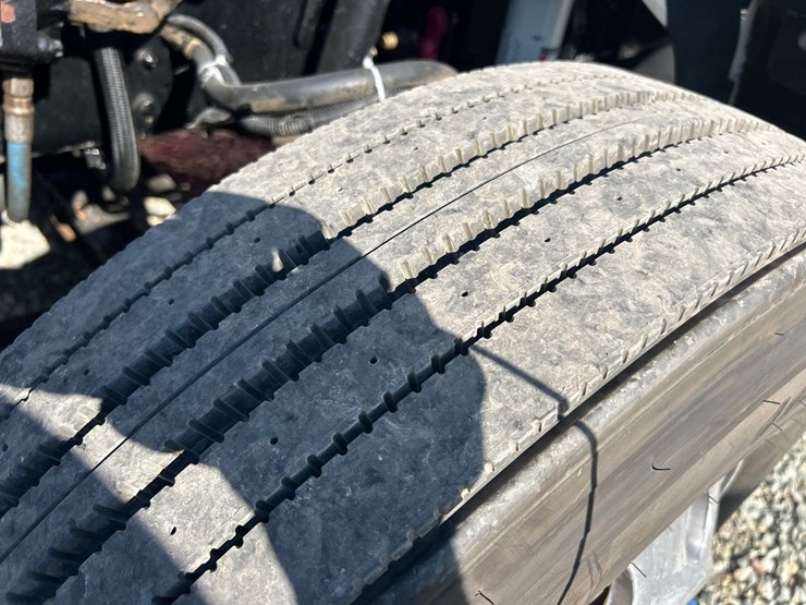 2018-kenworth-t270-image-107