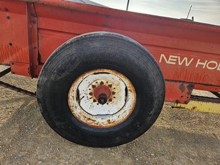 new-holland-519-image-18