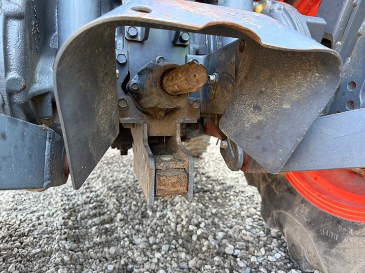 2013-kubota-l4760-image-17