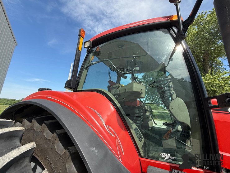 2009-case-ih-magnum-245-image-11