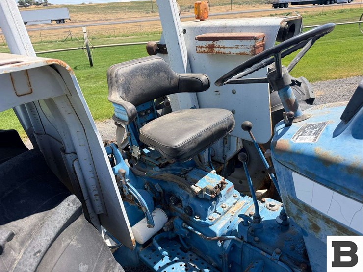 ford-tractor-image-19