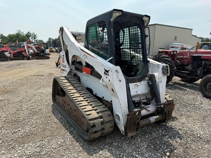 2016-bobcat-t870-image-6