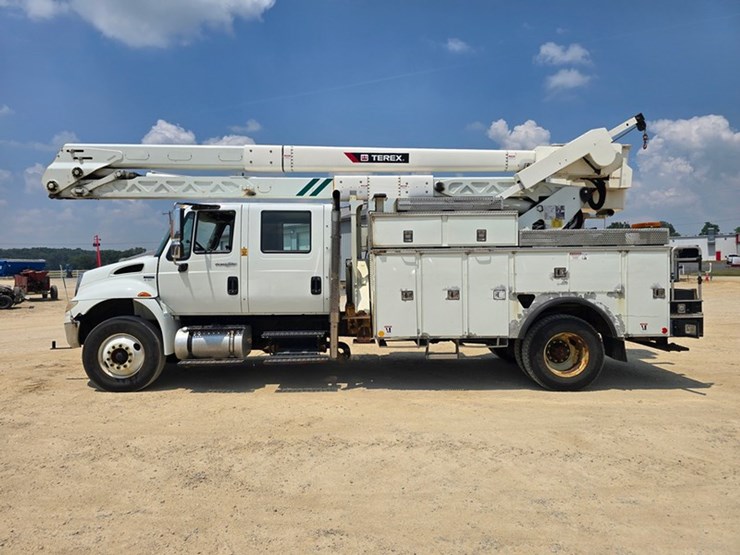 2010-international-durastar-4400-image-2