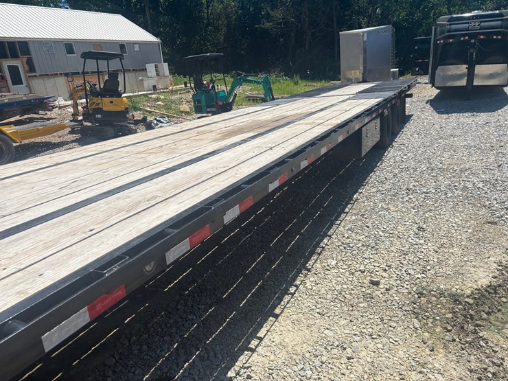 2026-gooseneck-load-trail-image-9