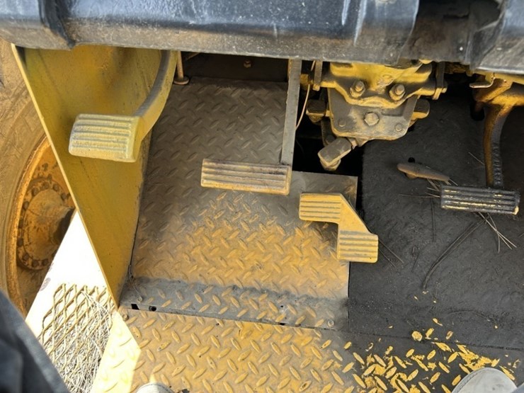 john-deere-740-image-23