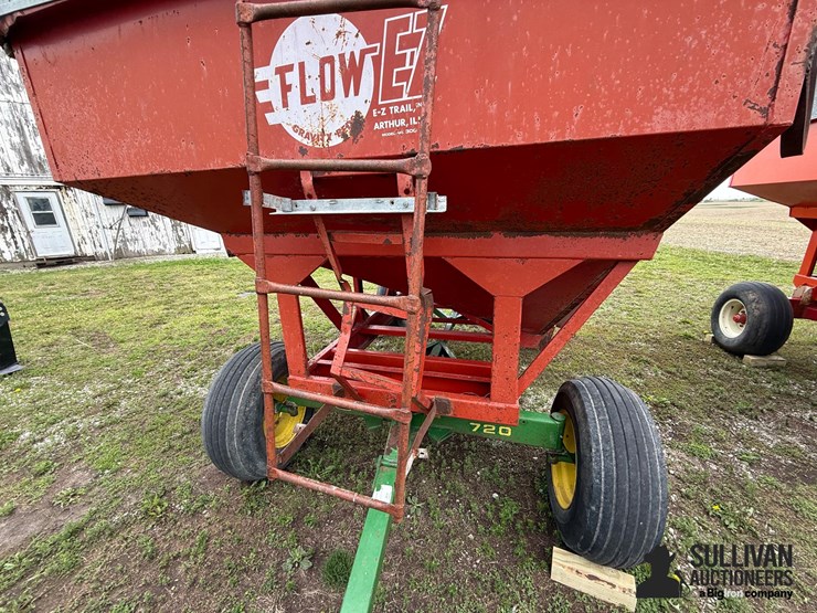 john-deere-720-image-11
