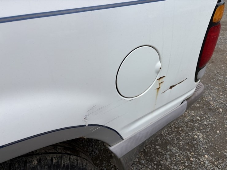 1996-ford-explorer-image-19