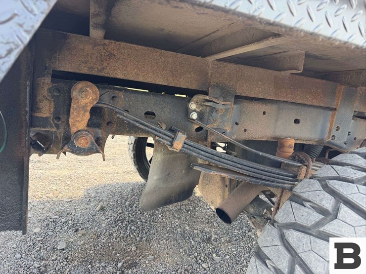2013-ford-f350-image-16