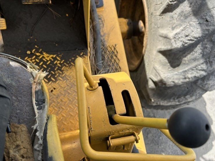 john-deere-740-image-25