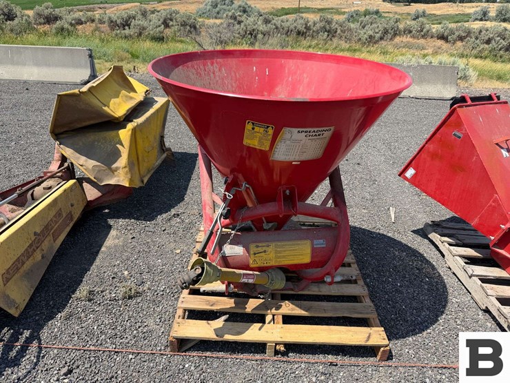 2012-king-kutter-500-fertilizer-spreader-image-1