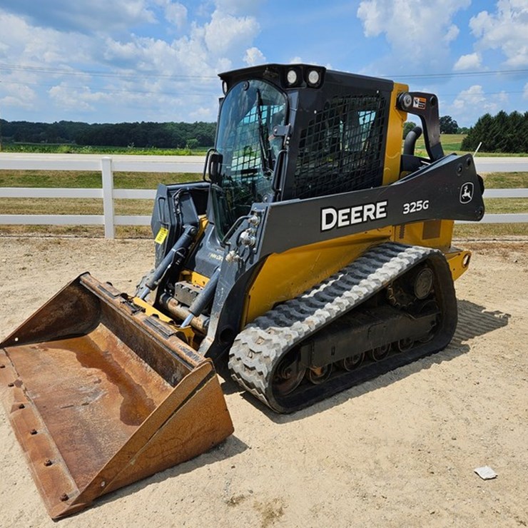 DEERE 325G