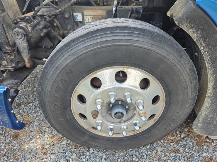 2019-peterbilt-579-image-61