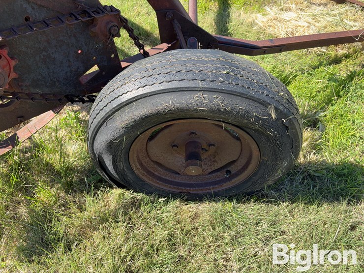 international-side-delivery-rake-image-20