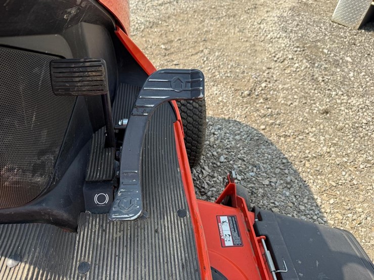 kubota-gr2120-image-18