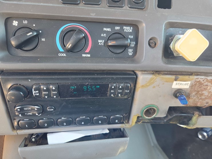 1998-cummins-m11-image-63