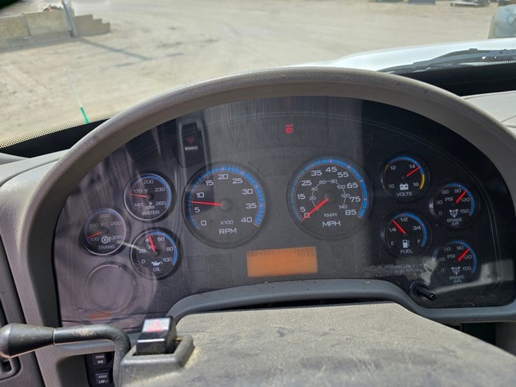 2010-international-durastar-4400-image-41