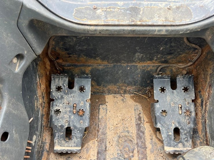 2021-bobcat-t62-image-22