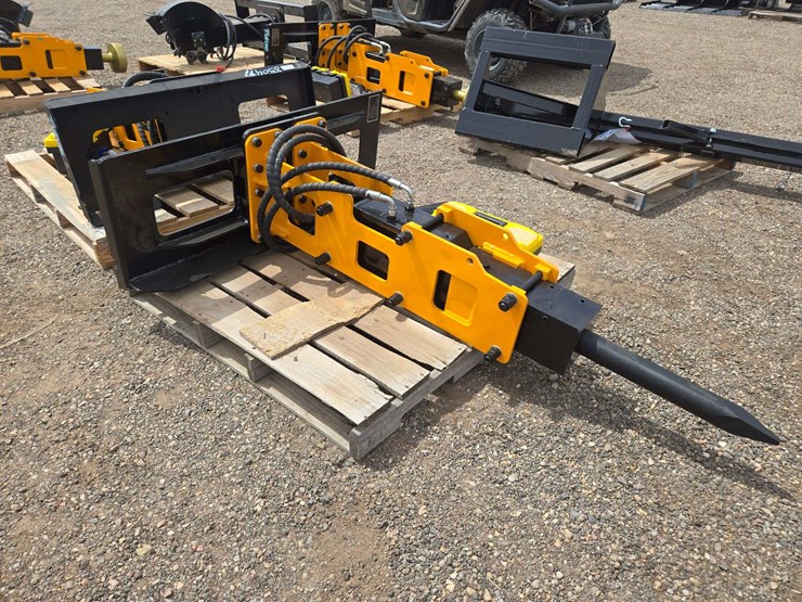 future-ft-p680-skid-steer-breaker-image-4