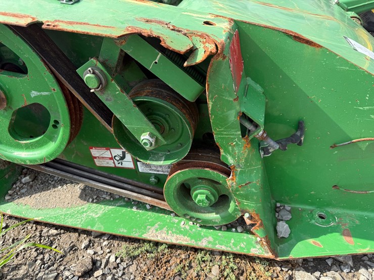 john-deere-520-image-22