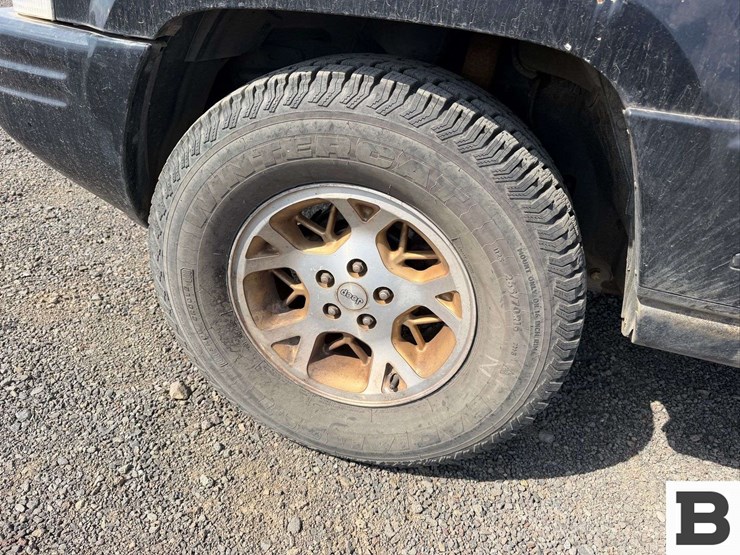 1997-jeep-grand-cherokee-image-12