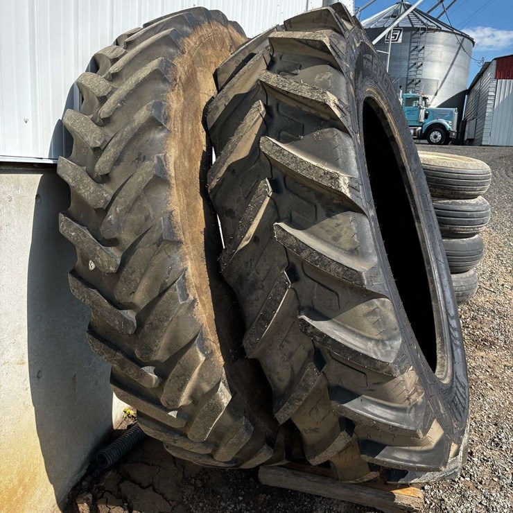 TITAN 380