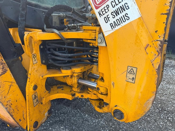 jcb-3cx14-image-17