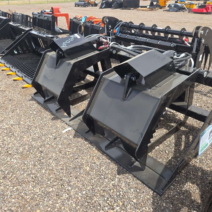 FUTURE FT-HWG72 Skid Steer Hollow Wood Grabber