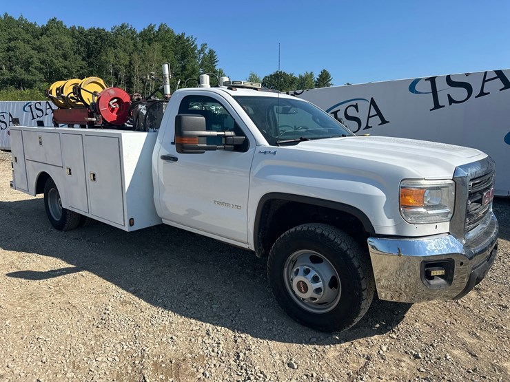 2017-gmc-3500hd-image-7