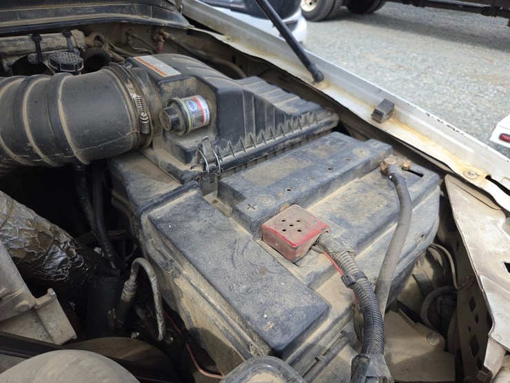 2001-ford-f550-image-46