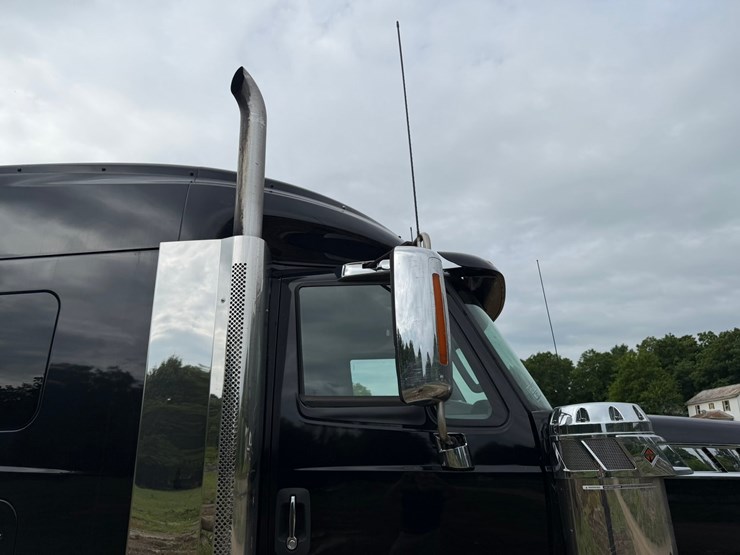 2015-international-lonestar-image-85