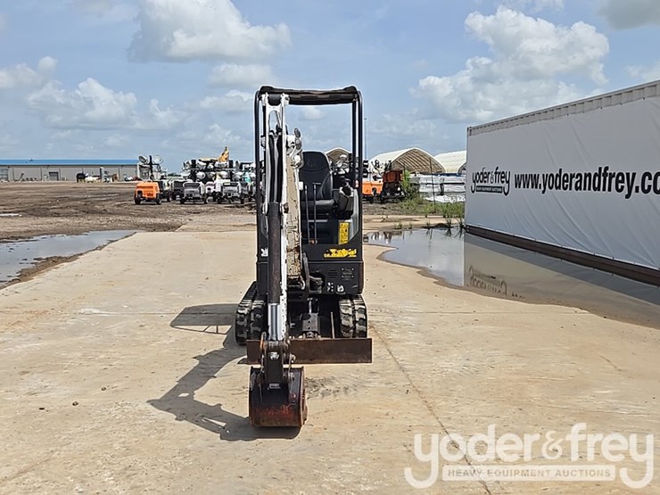 2019-bobcat-e20-image-8