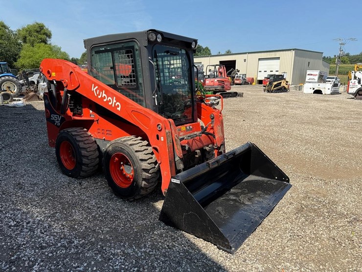 2024-kubota-ssv75-image-6