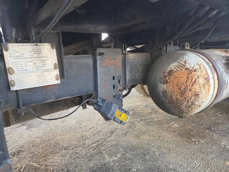 1991-ford-l8000-image-23