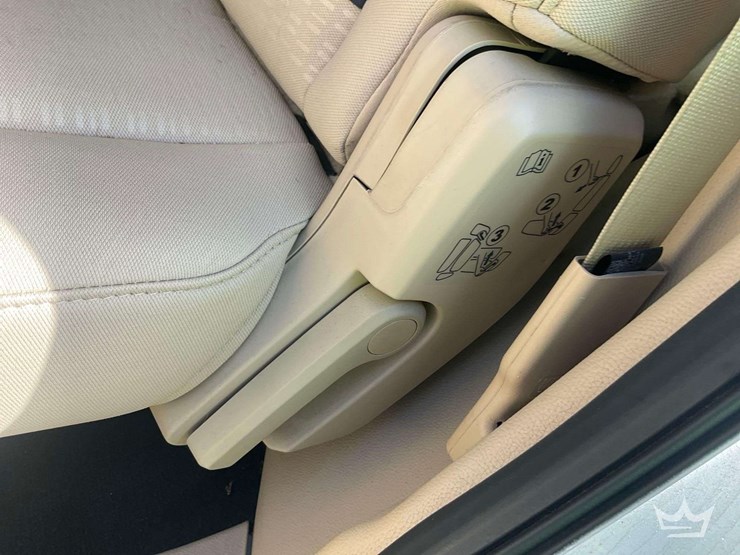 2016-ford-expedition-image-21