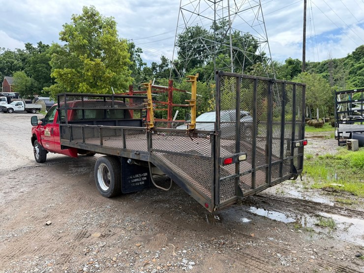 2001-utility-flatbed-image-3
